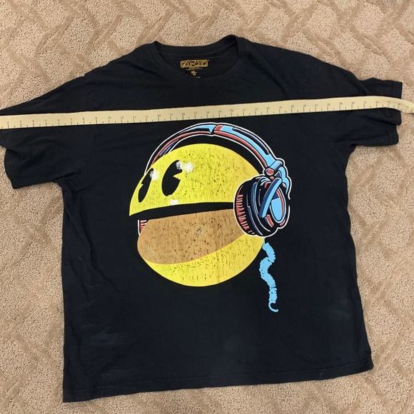 PAC-MAN Licensed T-Shirt - Picture 5 of 7
